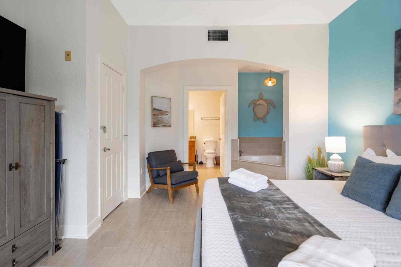Reunion FL project after renovation — photo 8